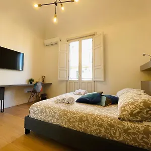 Dimora Del Mercante Guest house